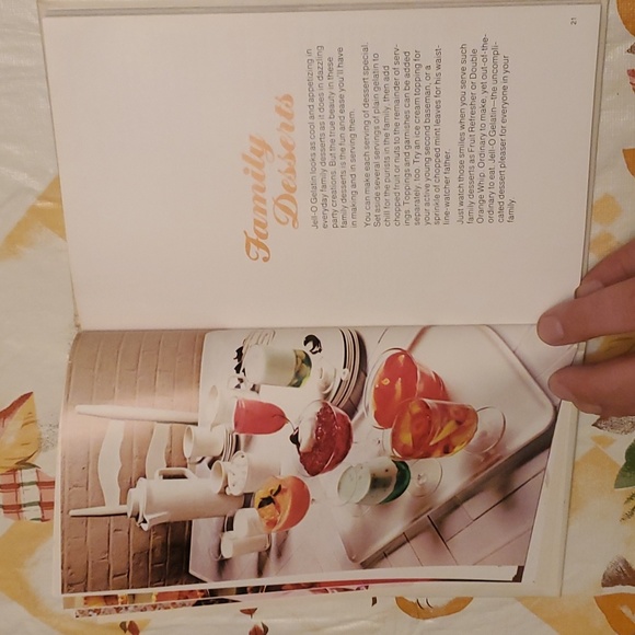 2/$8 📚 1974 The New Joys of Jell-O Recipe Book - Picture 7 of 17